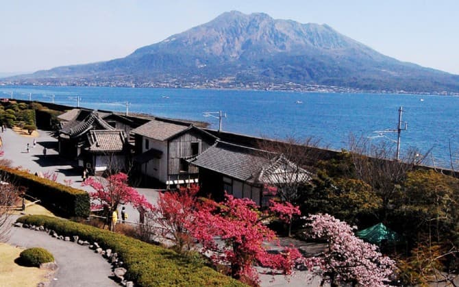 飛越九州～皿倉山雙段纜車、櫻島火山、名勝仙巖園、霧島溫泉五日
