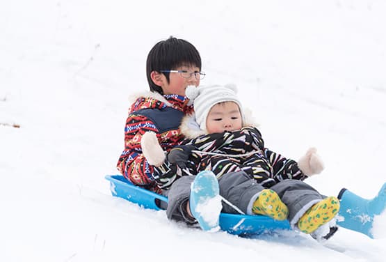 關西戲雪～日本環球影城.雪樂園.美山合掌村.清水寺.溫泉五日